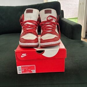 Woman Nike Dunk High Up
